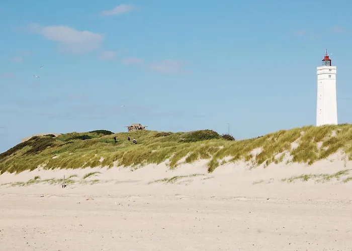 Three-bedroom In بيت للعطل *