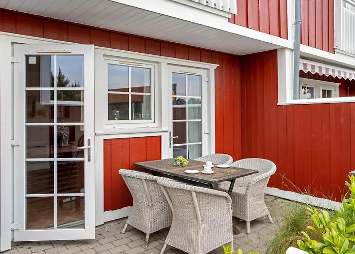 بيت للعطل Three-bedroom In *